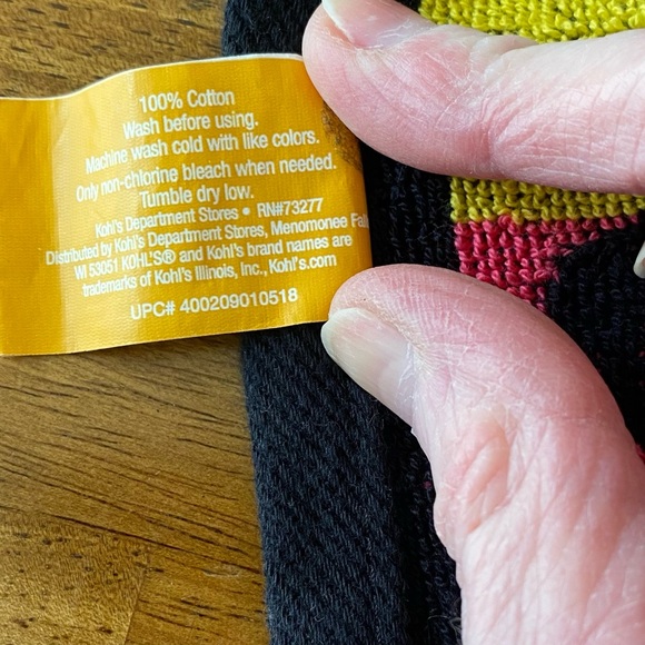 Celebrate Summer Together MultiColor Sugar Skull 60”x32” 100% Beach Towel - Picture 4 of 4